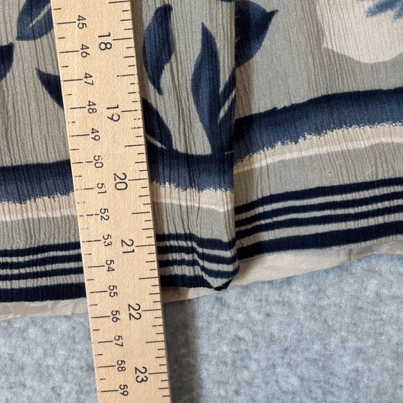 Vintage Chaus Women's 6 Floral Print Wrap Skirt Beige Blue Rayon Knee Length y2k - Picture 9 of 9